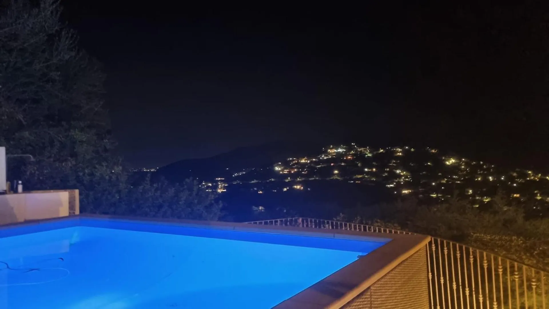 Villetta With Heated Pool And Panoramic View Torre delle Stelle