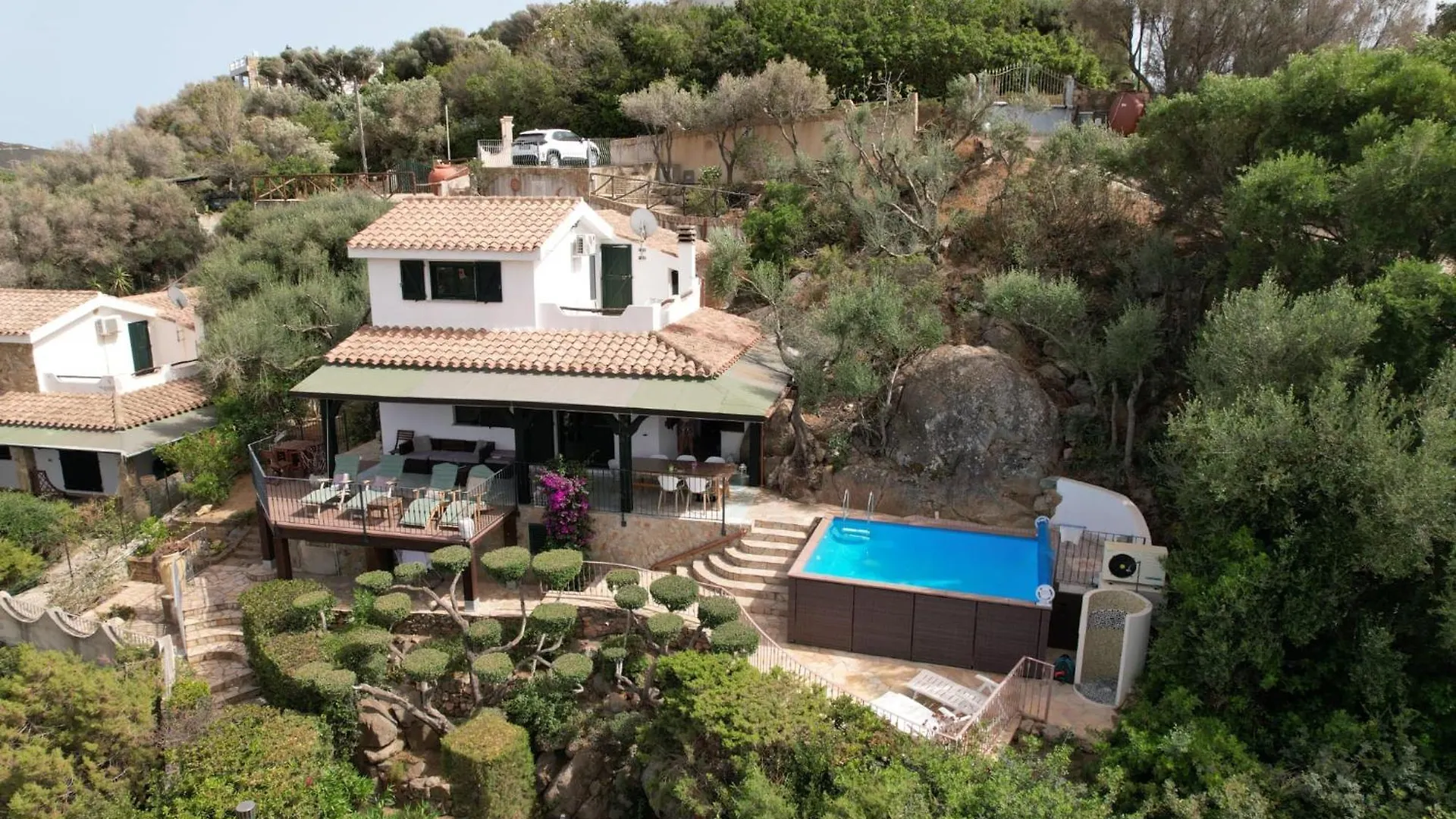 Villetta With Heated Pool And Panoramic View contacts
